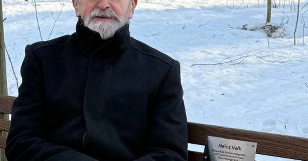 Homme juubelit tähistav Heinz Valk sai nimelise istepingi