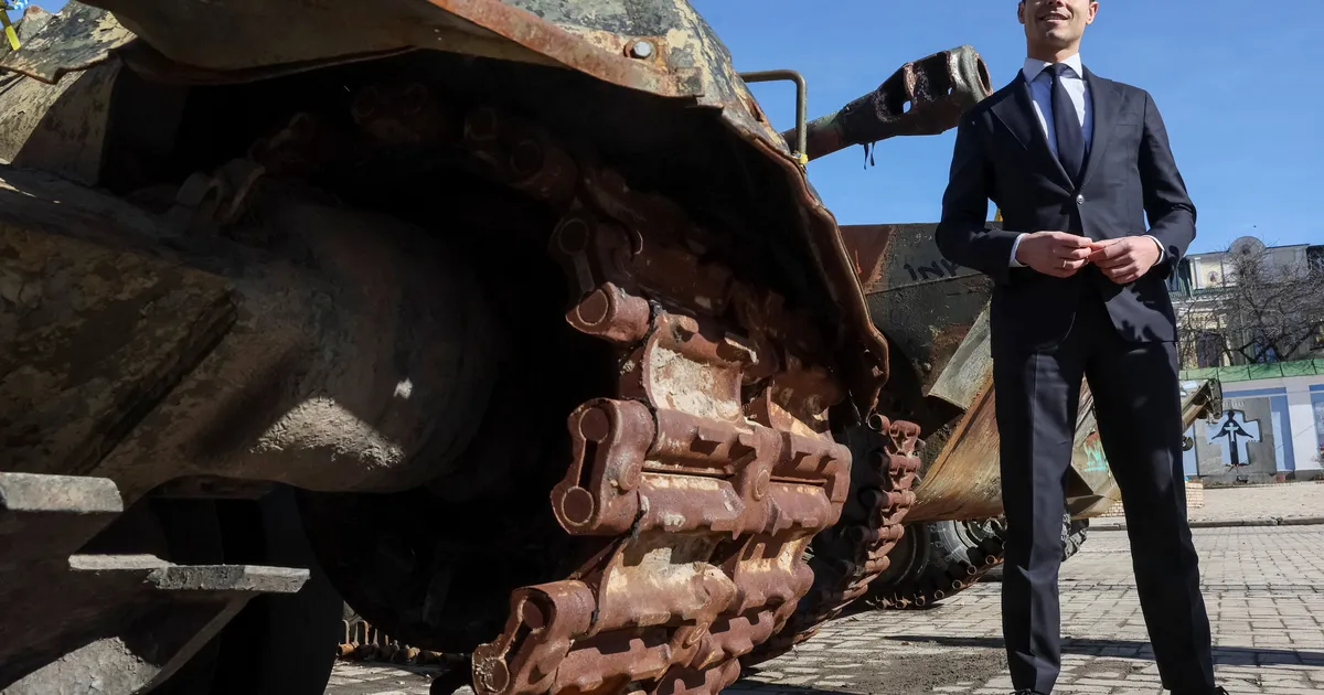 Holland huvitub relvatööstuse koostööst Kiieviga