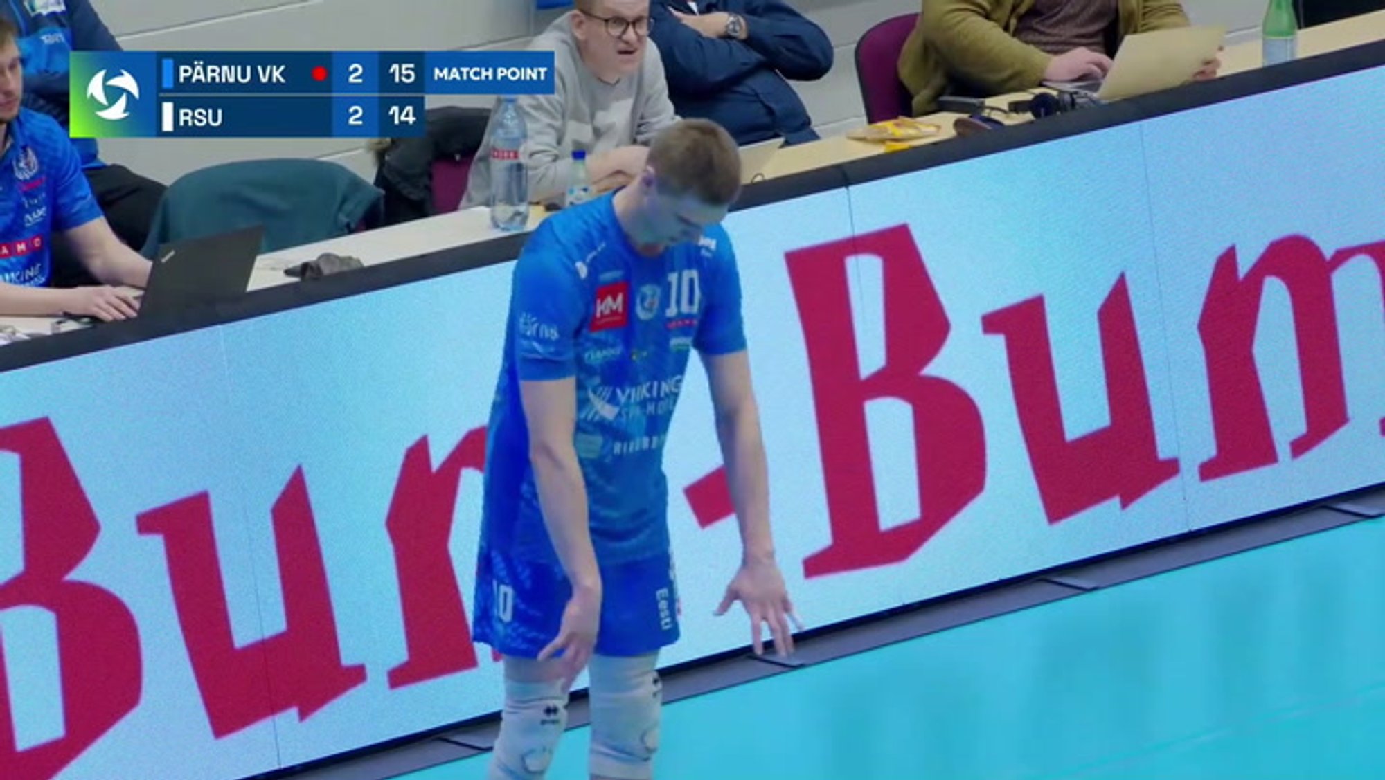 MÄNGU HETK | Markus Uuskari serviäss kroonis Pärnu võrkpalliklubi Baltikumi parimaks