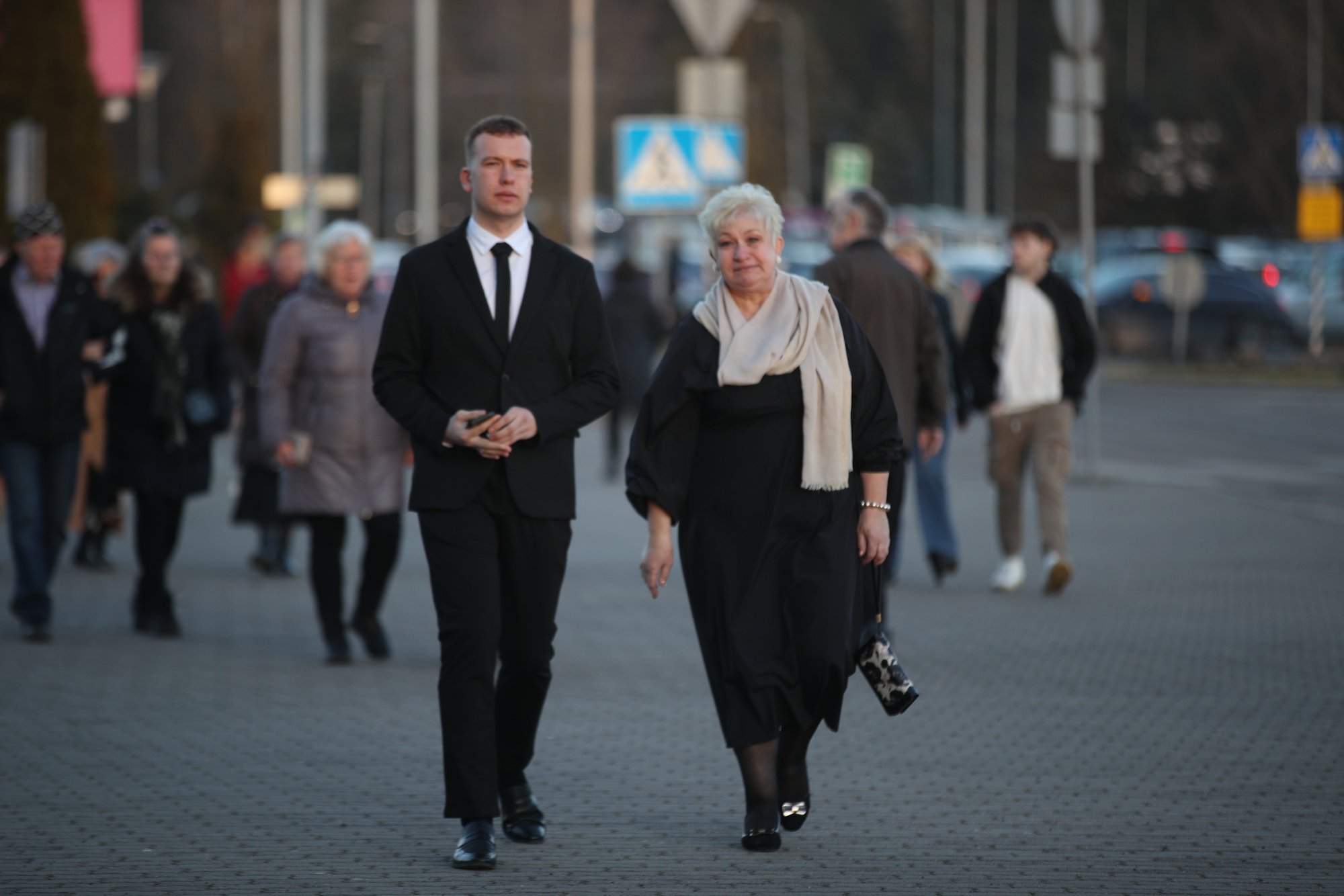 FOTOD | Publik on Unibet Arenal kohal! Vaata, kes saabusid Anne Veski suurele juubelikontserdile