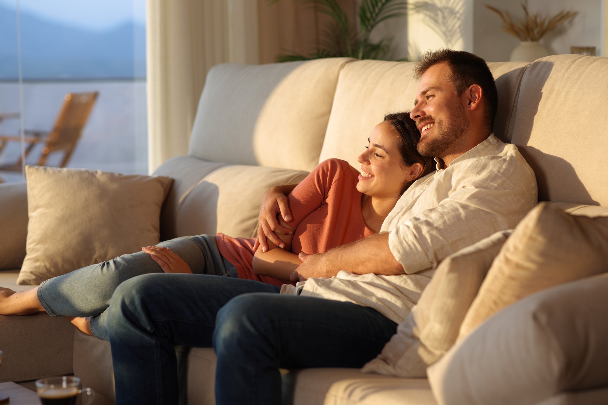 Suhteid ei tasu kasutada ravimina üksinduse vastu. „Illusioon variseb lõpuks alati kokku“