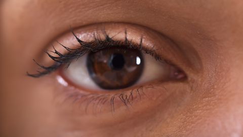 KUKU ⟩ Silmaiirise fotograaf: pruun silm on põnev, kui see on eestlase oma