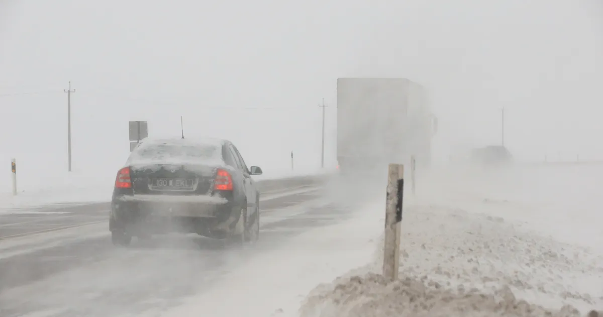 Ida-Virumaal juhtus raske liiklusõnnetus, inimesed said viga