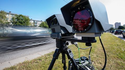 Kiiruskaamerate sekkumiskünnise kergitamine viis trahvide arvu järsult alla