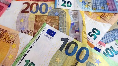 KARM TÕDE ⟩ Naiste jaoks on autoost märksa pingelisem