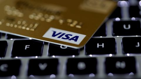 Eesti inimesed ostsid teises kvartalis pangakaardiga ligi 3 miljardi euro eest