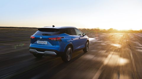 Nissan paneb oma populaarseima automudeli elektrilise versiooni arenduse pausile