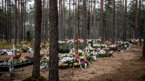 GERLI PALGI ⟩ Riik delegeeris vastutuse: kalmistud lämbuvad nüüd bürokraatia kätte