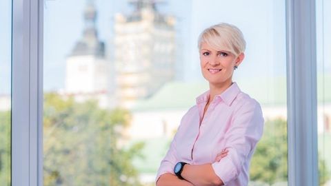 ADVOKATUURI ESIMEES ⟩ Liiga sageli kohtab suhtumist, et isiklike rünnakute talumine on õiguselukutsete esindajate «tasu sees»