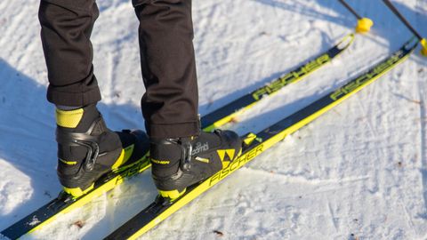 VIDEO ⟩ Kui mujal on soe kevad, siis Pärnus kestavad talvised olud: suusaradasid hooldas viimast korda legend isiklikult