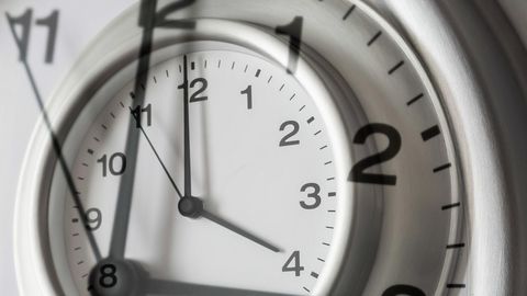 Täna öösel keeratakse kellad tunni võrra edasi