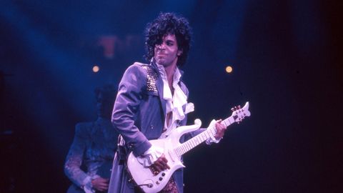 Prince'i kümnendal surma-aastapäeval tehti meile suur kingitus