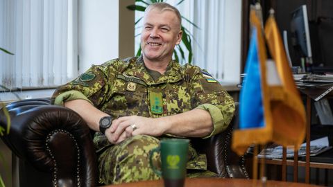 KADRI PAAS ⟩ Ühtegi astub USA presidentide jälgedes