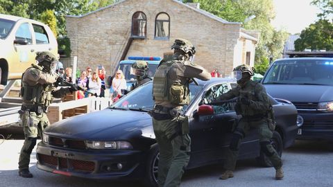 Kiirreageerijad pidasid kinni poliitikut ähvardanud mehe