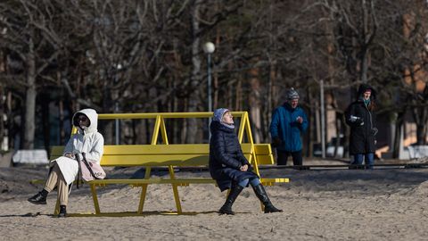 Ees on ootamas päikeseline nädalalõpp