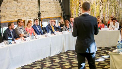 ENE-MARGIT TIIT ⟩ Rahvusriigi tulevik sõltub identiteedist ja teadmistest, mitte pelgalt elanike arvust