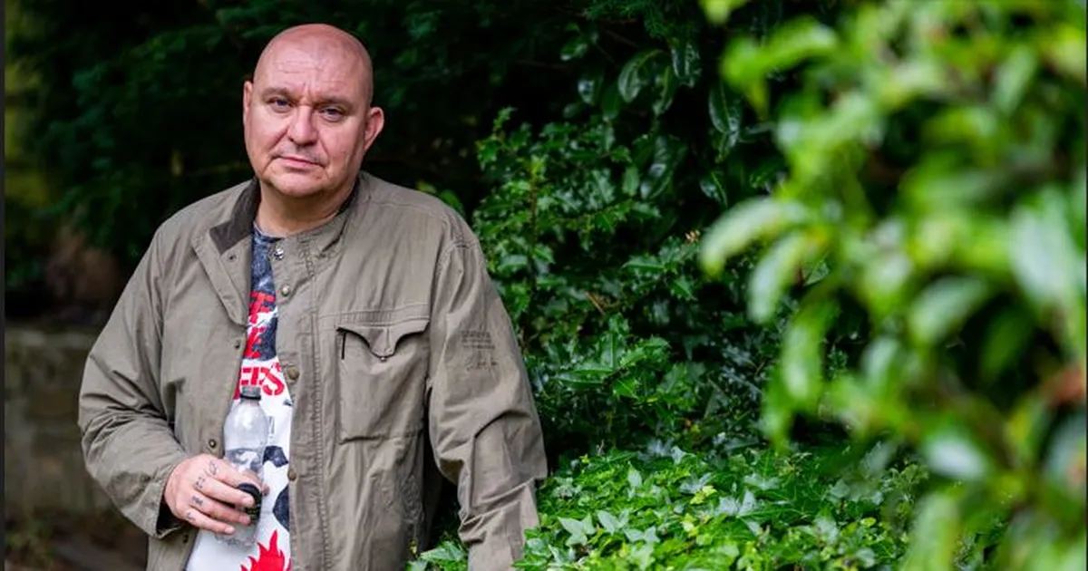 M. W. Craveni krimisari ületas miljoni müüdud raamatu piiri