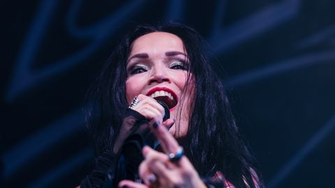 «See oli täiesti pöörane!» Insuldi saanud Nightwishi endine lauljatar Tarja Turunen läks haiglast otse 22 kontserdiga tuurile