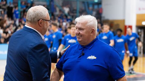 TÄISTUND ⟩ Peagi uhket juubelit tähistav Andres Sõber: viis aastat peaks veel treeneritööd tegema