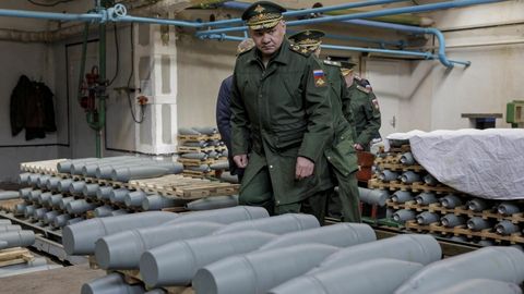 RAINER SAKS ⟩ Korruptsioon küpsiseraha nimel – kas Venemaa võimud on loomas avalikku näidispoomist?