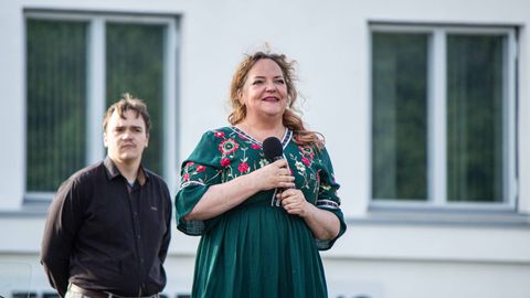 Hedvig Hansoni pani kontsertplakat imestama: kui teise inimese nägu on ees, on see juba üle terve mõistuse!