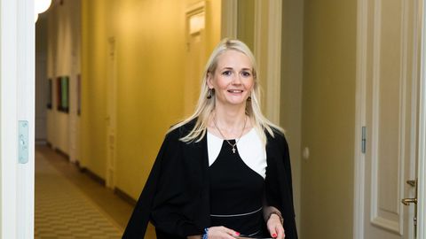 Hõissa! Poliitikast ja avalikkusest taandunud Siret Kotka abiellub