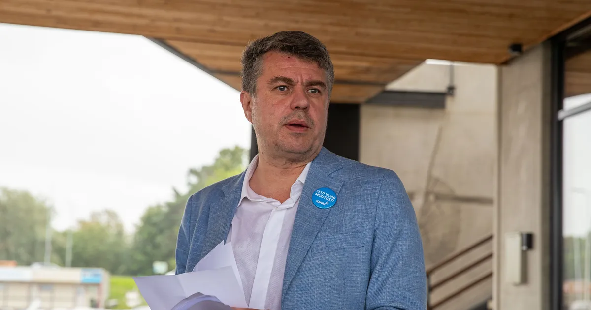 URMAS REINSALU KÕNE ⟩ Eesti tulevik algab eneseusust, et me rahvana suudame