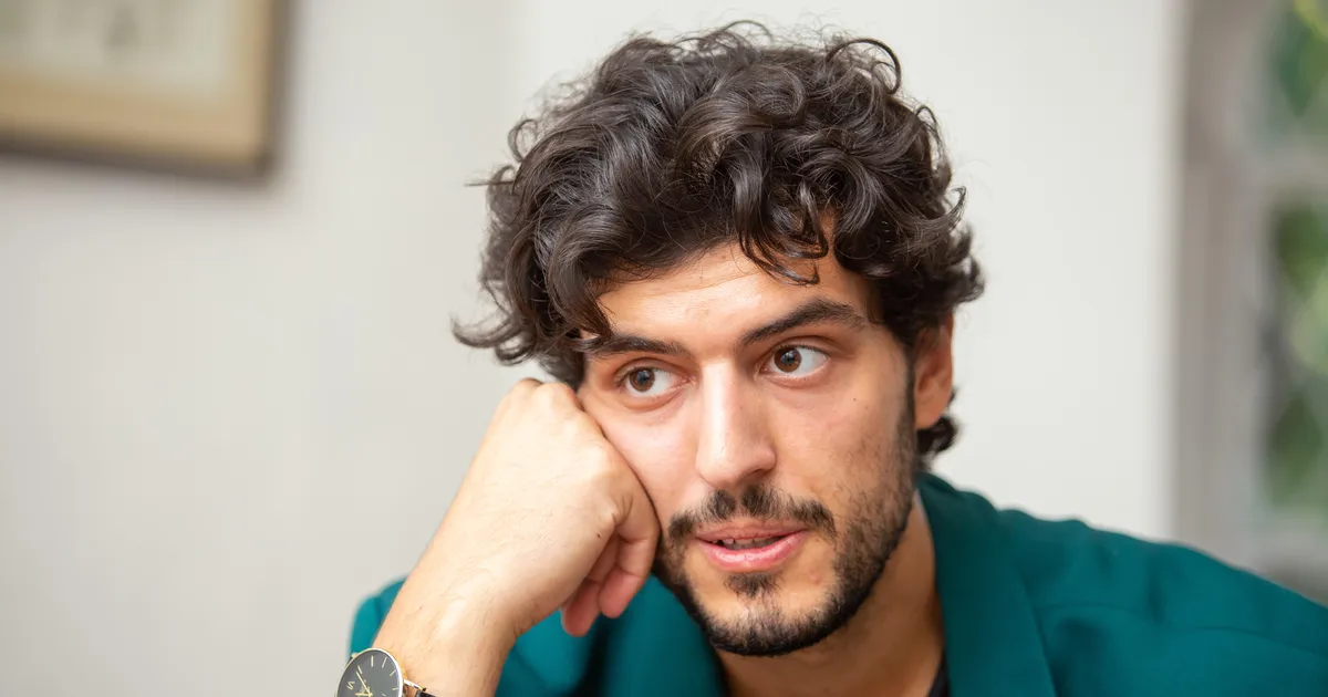 OHHOO! ⟩ Laulja Stefan tõi müügile omanimelise šašlõki