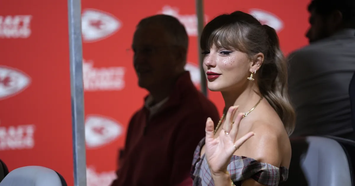 SUURSUGUSTE PULMADE AASTA ⟩ Kõik, mida Taylor Swifti ja Travis Kelce suurest päevast seni teatakse