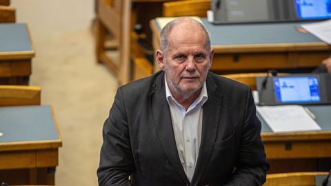 PEETER ERNITS ⟩ Pärast õiguskantsleri tavatut avameelsust jätsin kolleegi puutumatuse võtmise poolt hääletamata