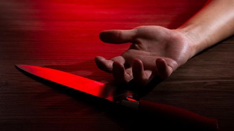 ÕÕVASTAV VIDEO ⟩ Verine rünnak päise päeva ajal: 50ndates mees ründas Inglismaal juhuslikku kohvikukülastajat