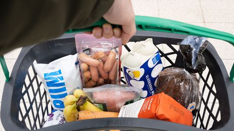 UURING ⟩ 90 protsenti Eesti inimestest toetab käibemaksu langetamist põhitoiduainetele