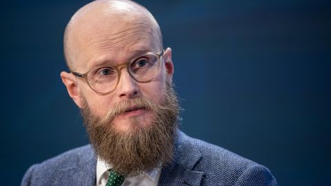 Paul Keres: pidevalt kuulatakse pealt kümneid tuhandeid inimesi