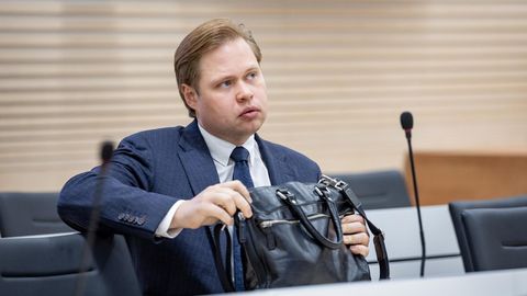 SILVER REINSAAR ⟩ Üksnes kahtlus, et prokuratuuri käe läbi toimus riigis võimupööre, vajab riigikogu kiiret sekkumist