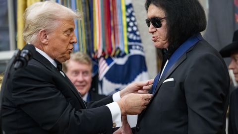 KISS'i laulja Gene Simmonsi karm sõnum: kuulsused, hoidke oma suu poliitika koha pealt kinni!