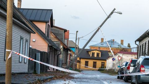 HOIATUS ⟩ Tugevad tormituuled võivad põhjustada ulatuslikke elektrikatkestusi