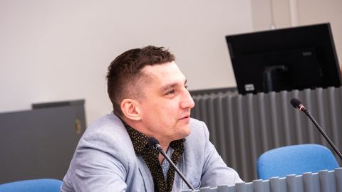 VÄSIMATU! ⟩ Tiktokker Mihkel-Alex Hundil tuleb taas sammud kohtusse seada