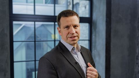 JÜRI RATAS ⟩ Oma kodu – kas helesinine unistus?
