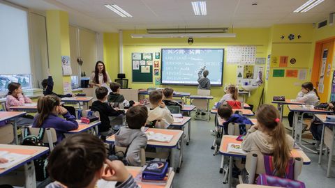 Kümned nõutava eesti keele tasemeta õpetajad? Haridusministeerium ja Tallinn vaidlevad arvude üle