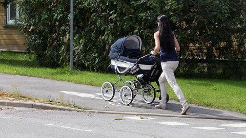 HENN PÕLLUAAS ⟩ Lastevaenulik poliitika peab lõppema