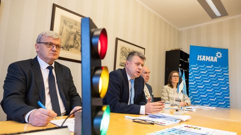 Parempoolsed kritiseerivad Isamaa majanduspoliitikat