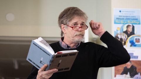 RAAMATUAASTA LEMMIKUD ⟩ Need 10 teost läksid nagu soojad saiad