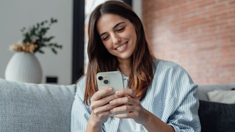 Kanadalanna tehisarust kallim on kaheksajalg, kellega naine vahel ka ulakalt «sulistab»