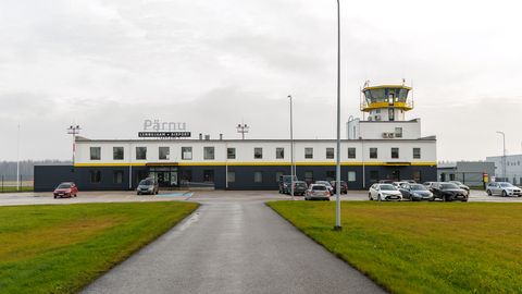 Riik plaanib Pärnu lennujaama ja Kihnu lennuvälja käitamise üle anda