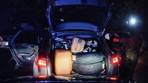 VIDEO ⟩ Üle 20 korra Eestis vargil käinud Läti jõugu liikmed viis trellide taha politsei ja Valvsate Mulkide ühistöö