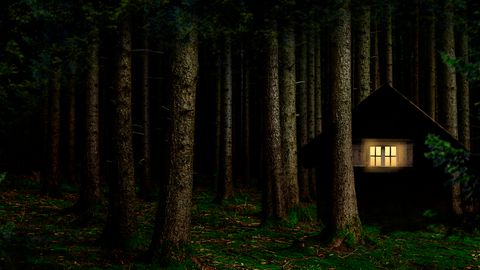 Kaks Briti teismelist läksid perepuhkusel televiisorit vaatama, hommikuks olid nad surnud