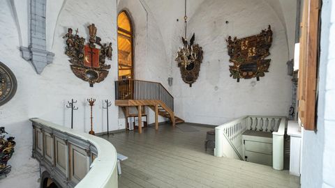 JÜRI KUUSKEMAA ⟩ Toomkiriku mõistatuslikku Inglikabelit kasutati algselt kiriku kellatornina