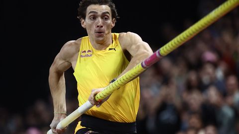 VIDEO ⟩ Duplantis uuendas taas teivashüppe maailmarekordit