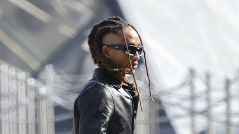 VIDEO ⟩ Will Smithi poeg kandis Pariisi moenädalal 41 000 eurot maksvat Louis Vuittoni kotti