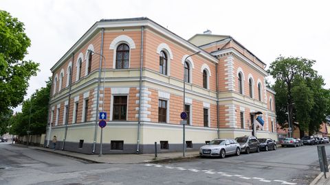 «Olen näinud teda tänaval...» Viljandi varas on kadunud nagu vits vette ja end kohtusse näole ei andnud